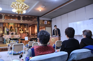 ご高齢の方への支援活動